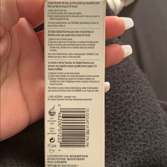 COVERGIRL 24 HR LIP COLOR - Picture 2 of 3